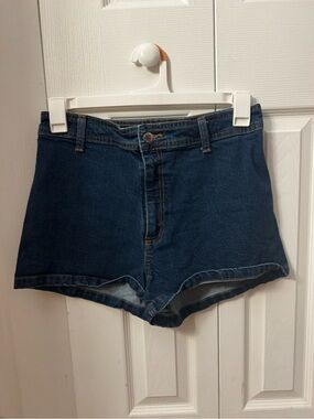 Universal Thread Dark Blue Denim High-Rise Jean Shorts